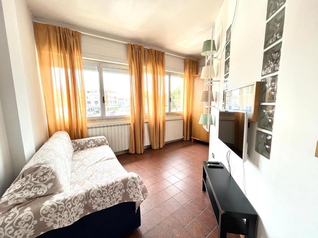 Imperiale Apartment Tirrenia Exterior photo